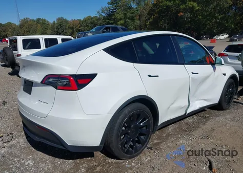 2021 Tesla Model Y Long Range Dual Motor All-Wheel Drive from USA, damaged, VIN 5YJYGDEE8MF070945